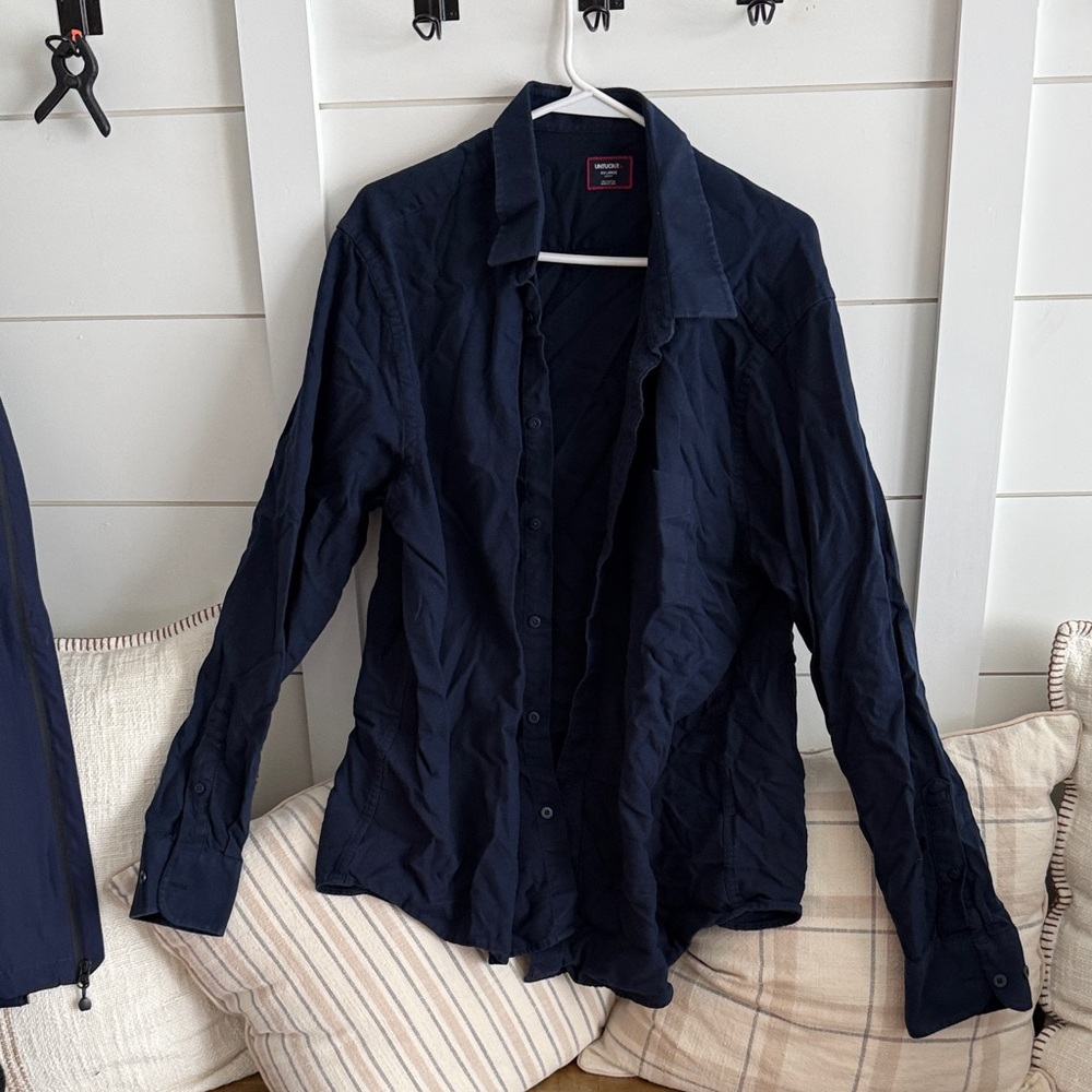 UNTUCKit Dark Blue Slim Fit Shirt